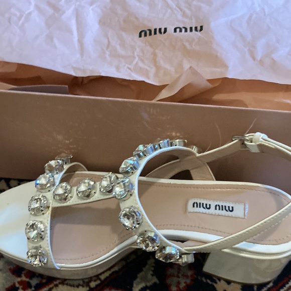 Miu Miu Embellished T Strap platform White sandal size 37. Box included. - Picture 3 of 9